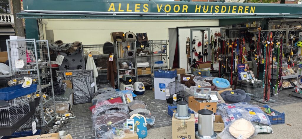 Mol - Tiermarkt - auch mit Zubehör wird gehandelt Mol - Tiermarkt - auch mit Zubehör wird gehandelt